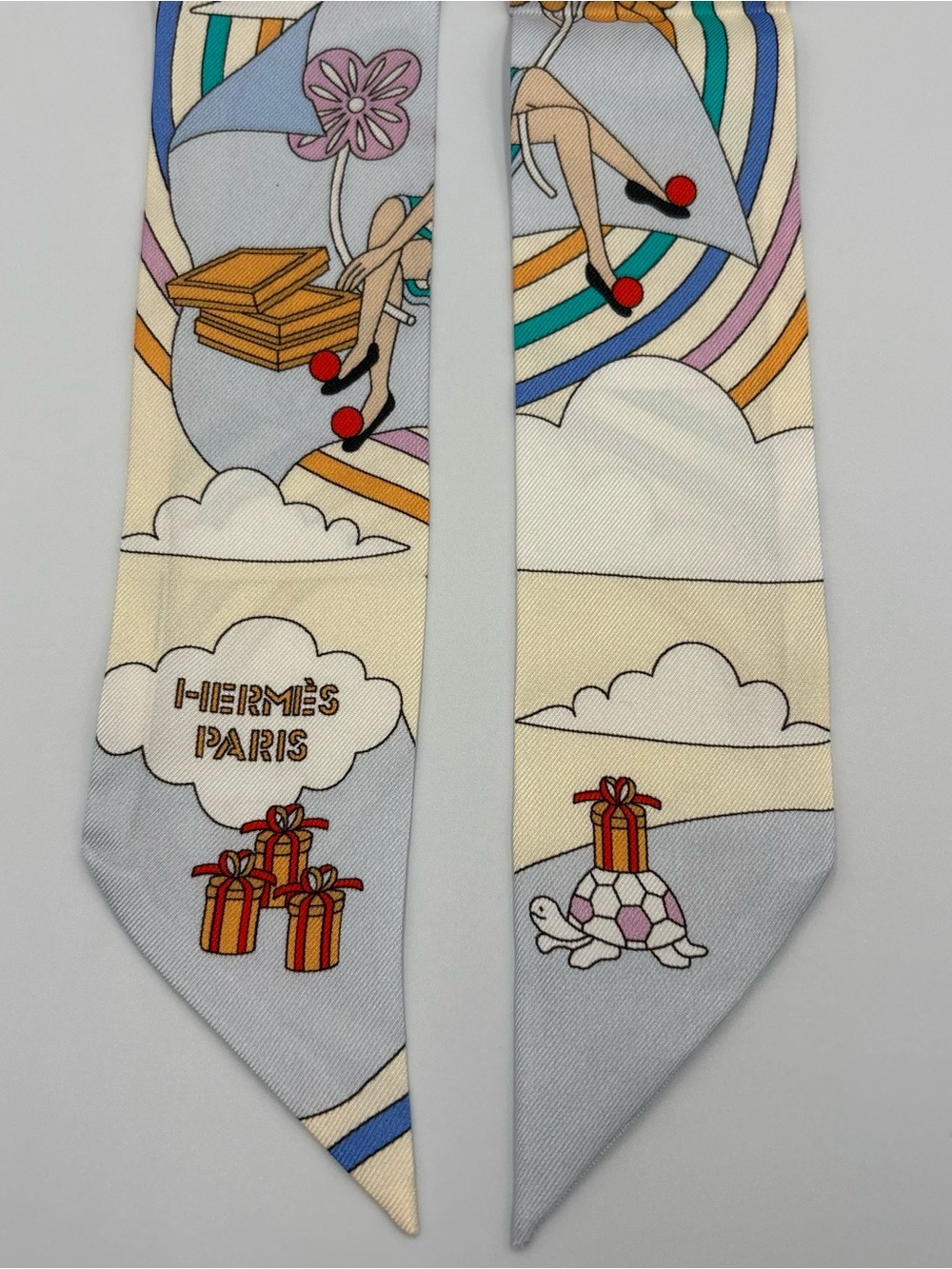 Hermes Carres Volants Twilly Scarf Pastel Blue Cream Multicolor Silk - Picture 3 of 6